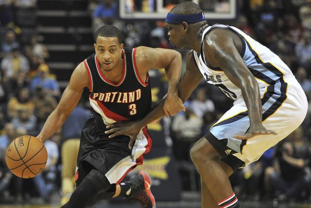 应并非与球 应并非与球